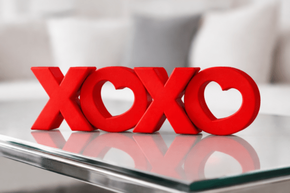 XOXO 3D Decor: Romantic Letter Art for Every Space